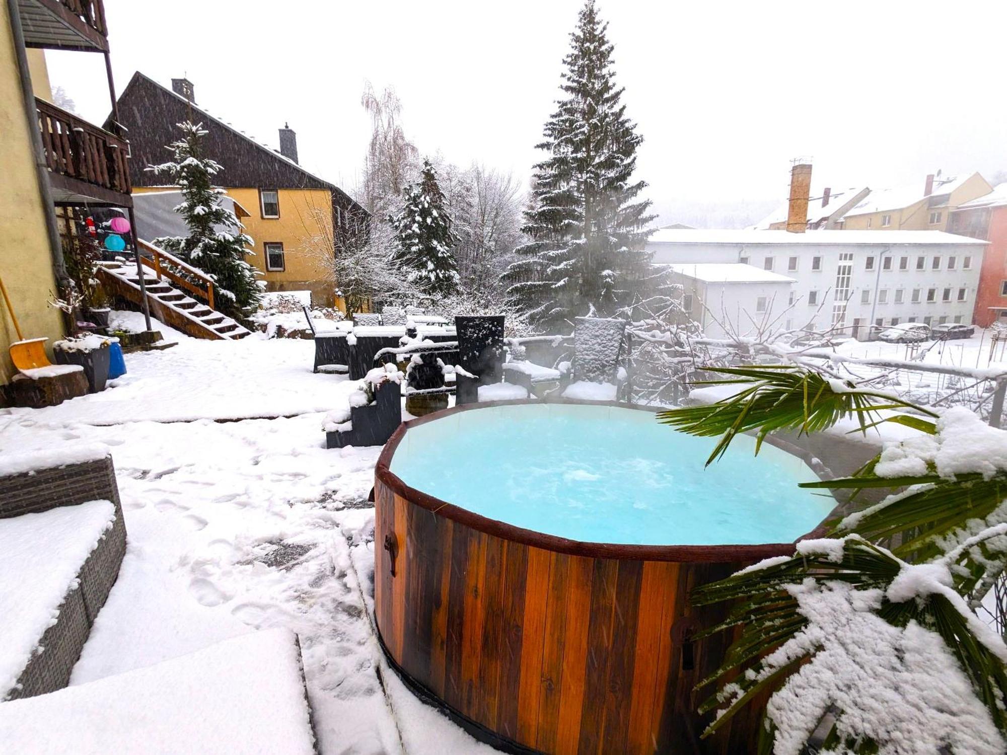 F2 - Urlaubsmagie Sauna, Whirlpool, Pool & Garten زبنيتس المظهر الخارجي الصورة